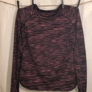 (1038) Tek-Gear, DryTek, Long Sleeve Athletic Top, Very Good Condition. SZ S
